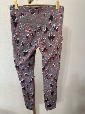Lululemon Gray & Pink Active Leggings - Pocket Performance Tights- Size 8